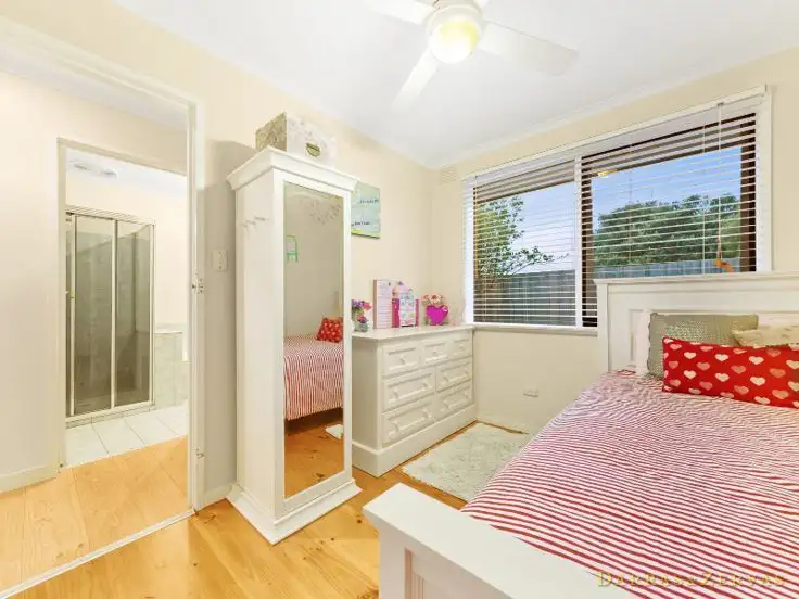 Sixth view of Homely house listing, 5 Loddon Court, Clayton South VIC 3169