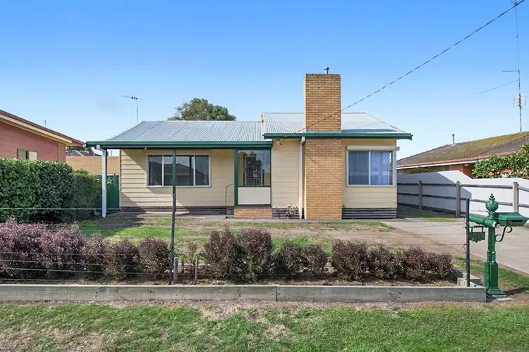 26 John Crescent, Colac VIC 3250