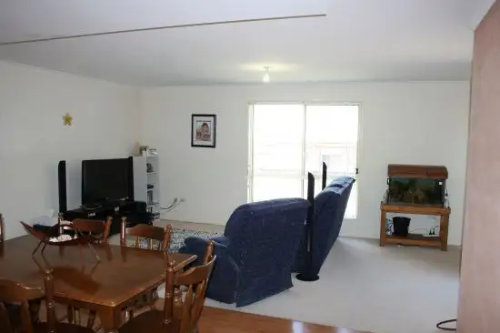 Second view of Homely house listing, 9 Franklin Drive, Lake Munmorah NSW 2259