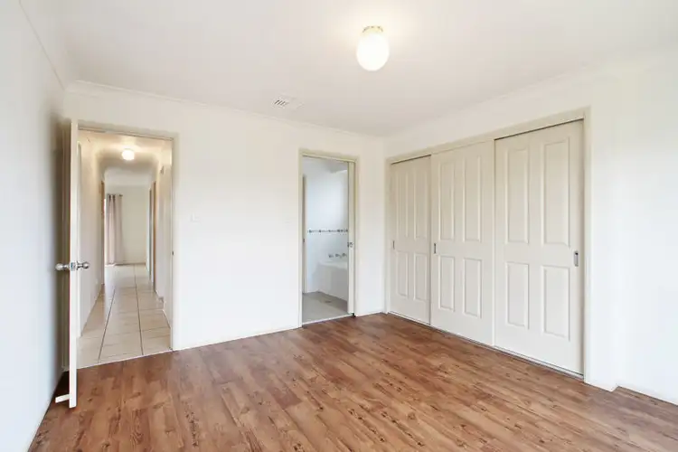 Fifth view of Homely house listing, 6 Stanley Close, Tamworth NSW 2340