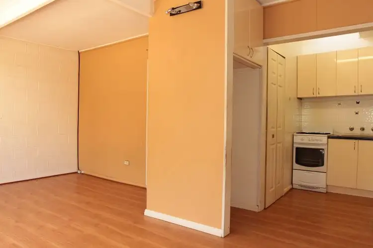 Fifth view of Homely unit listing, 8/126 Henderson Road, Queanbeyan NSW 2620