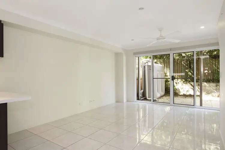 Second view of Homely townhouse listing, 3/11 Alexandra Street, Balmoral QLD 4171
