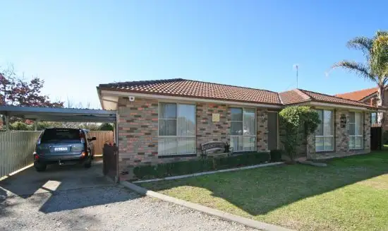 14 Hamilton Court, Tamworth NSW 2340