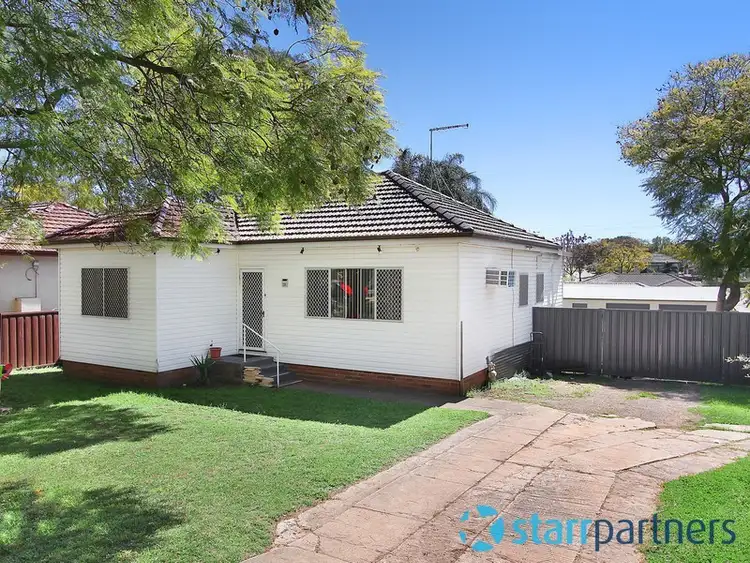 21 Moira Crescent, St Marys NSW 2760
