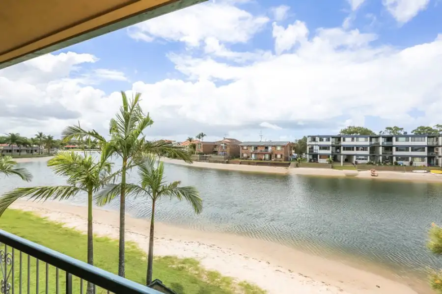 Main view of Homely unit listing, 5/14-16 Akeringa Place, Mooloolaba QLD 4557