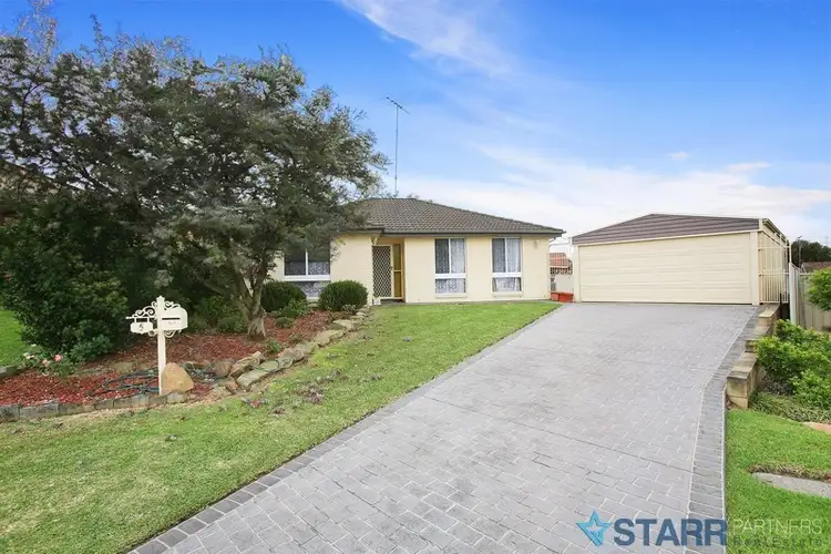 5 Pecos Close, St Clair NSW 2759