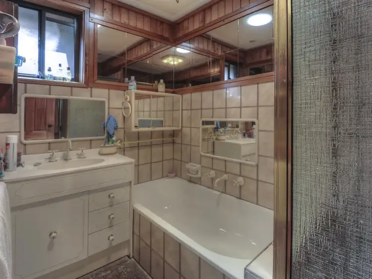 Fifth view of Homely villa listing, 2/19 Raeburn Street, Pascoe Vale VIC 3044