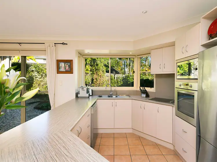 Fifth view of Homely house listing, 8 Woodrose Crescent, Sinnamon Park QLD 4073