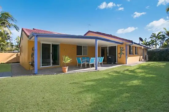 22 Frankston Ct, Robina QLD 4226