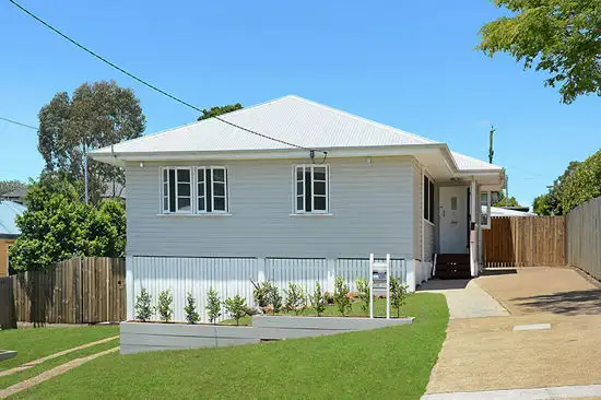 67 Sapphire Street, Holland Park QLD 4121