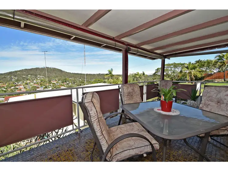 27 Hoya Street, Holland Park West QLD 4121