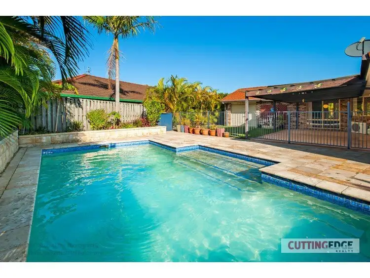 13 Antipodes Cl, Pacific Pines QLD 4211