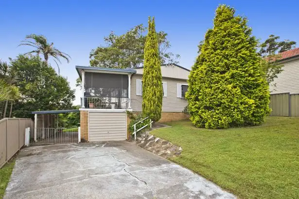 11 Heather Crescent, Garden Suburb NSW 2289