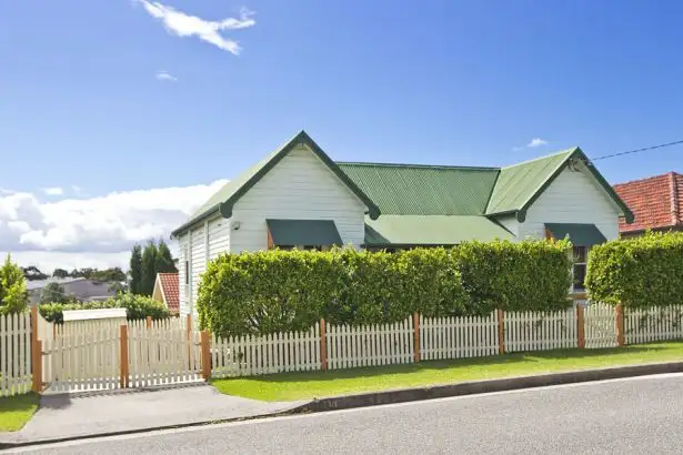 118 Young Road, Lambton NSW 2299