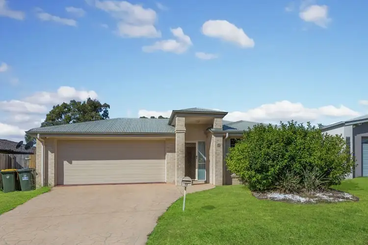 Second view of Homely house listing, 19 Lillydale Place, Calamvale QLD 4116