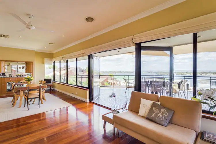 54 Sulman Avenue, Salter Point WA 6152