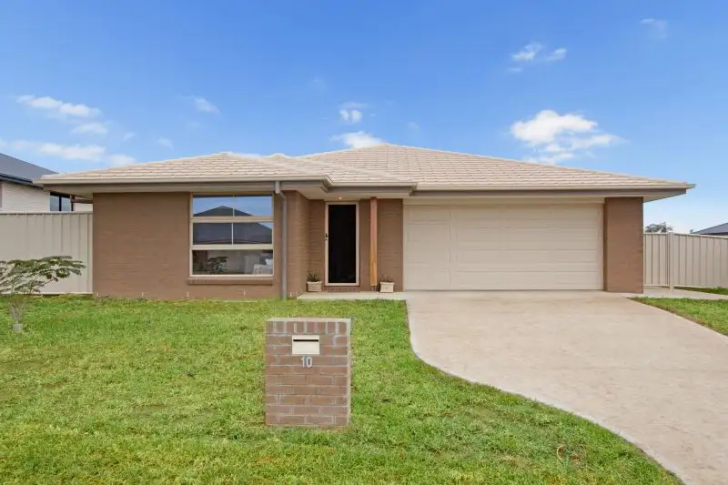 Main view of Homely house listing, 10 Mulconda Close, Tamworth NSW 2340