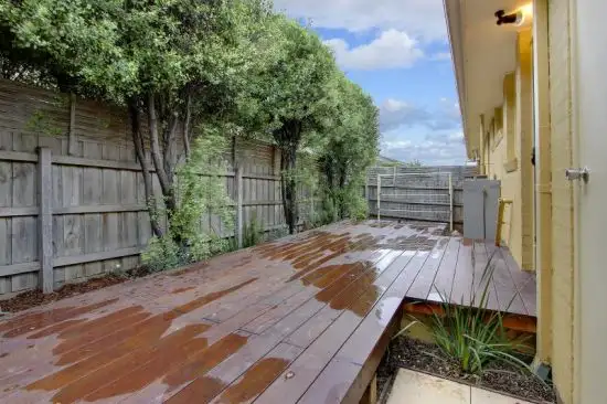 Fourth view of Homely unit listing, 4/17 Lucerne Avenue, Mornington VIC 3931