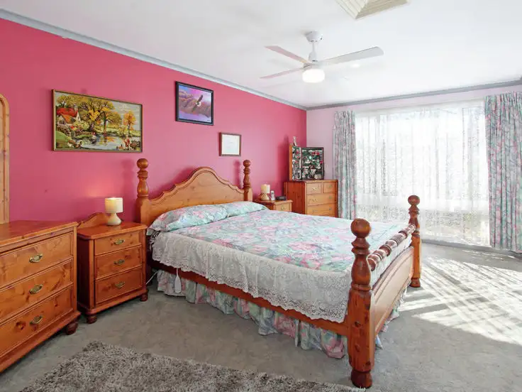 Seventh view of Homely house listing, 2 Avon Place, St Clair NSW 2759