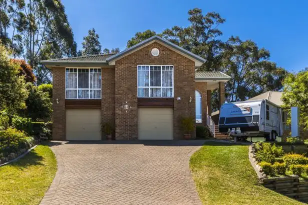 4 Smokebush Place, Garden Suburb NSW 2289