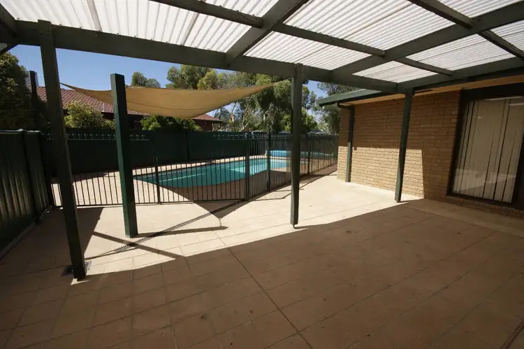 Sixth view of Homely house listing, 2 Taylor Court, Deniliquin NSW 2710