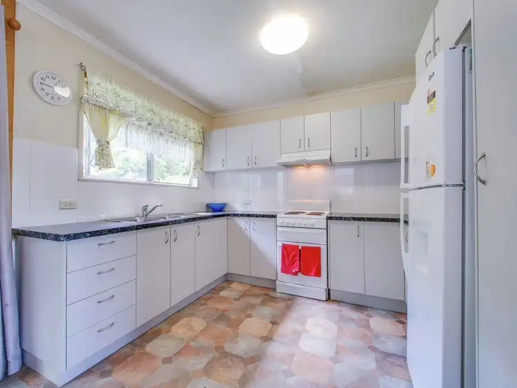 Second view of Homely house listing, 32 Cobbity Crescent, Arana Hills QLD 4054