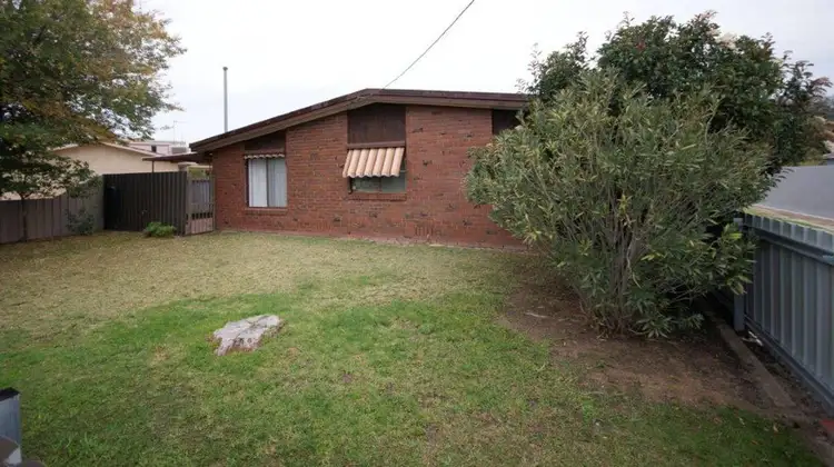 1/80 Russell St, Deniliquin NSW 2710