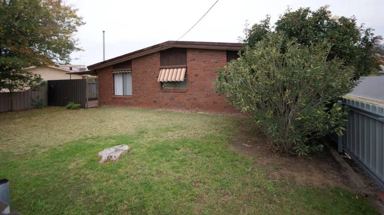 Main view of Homely house listing, 1/80 Russell St, Deniliquin NSW 2710