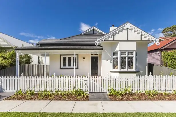 35 Everton Street, Hamilton NSW 2303