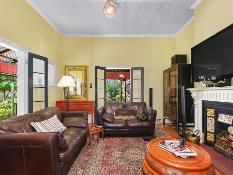 11 Bryden Street, Windsor QLD 4030