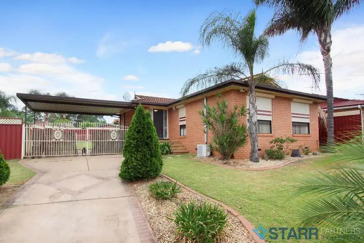 40 Colorado Drive, St Clair NSW 2759