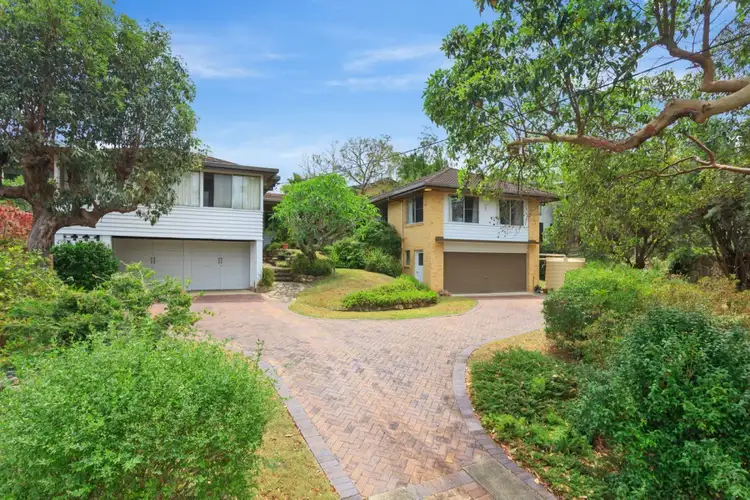 16 Mavis Street, St Lucia QLD 4067