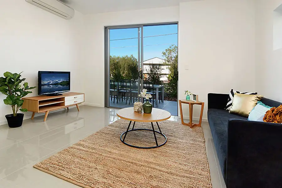 Main view of Homely unit listing, 1 / 19 Pickwick St, Cannon Hill QLD 4170