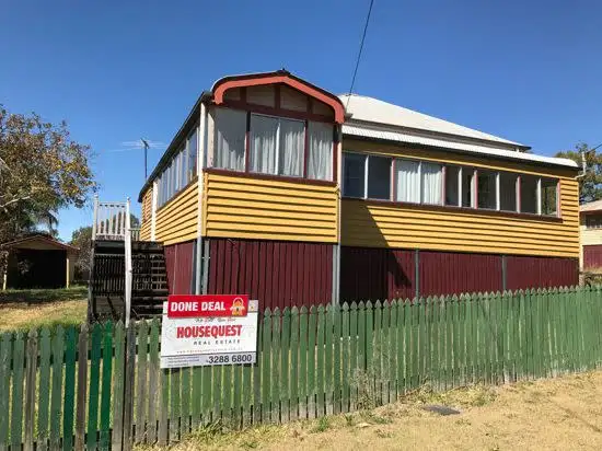 6 Woodford St, One Mile QLD 4305