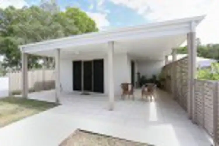 Main view of Homely semi-detached listing, 2/73 Lachlan Crescent, Sandstone Point QLD 4511