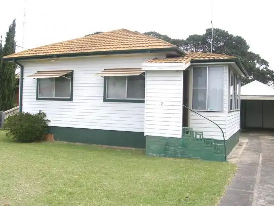 5 Haiser Road, Greenwell Point NSW 2540