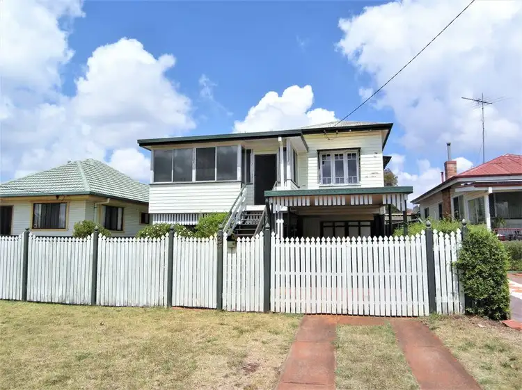 8 Vera Street, Newtown QLD 4350