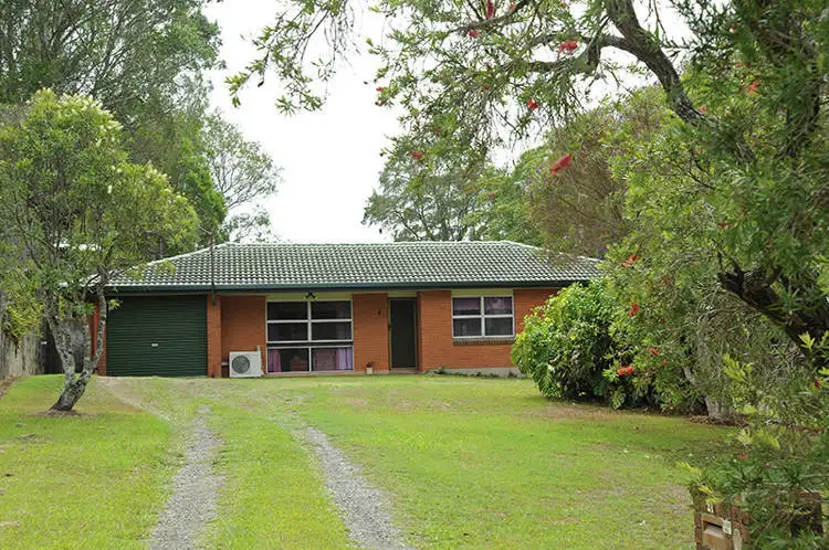 21 Sapphire Drive, Nambour QLD 4560