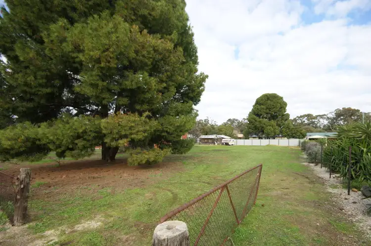 368 Hay Road (Albert Street), Deniliquin NSW 2710