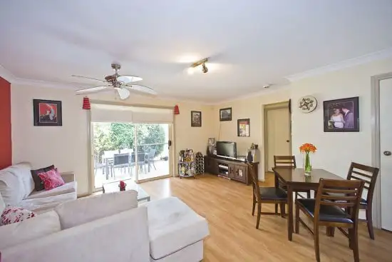 2/17 Newcastle Street, Hamilton North NSW 2292