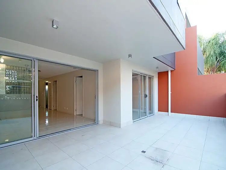 3/36 Third Ave, Sandgate QLD 4017