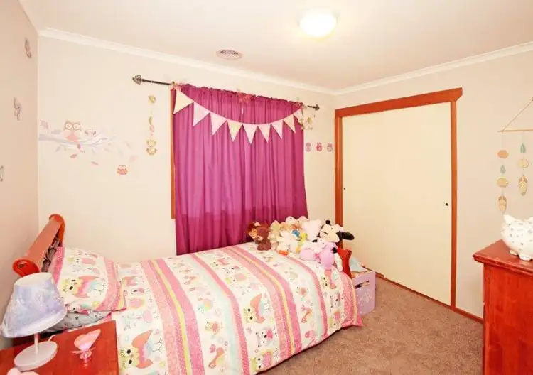 Seventh view of Homely house listing, 64 Undurra Drive, Glenfield Park NSW 2650