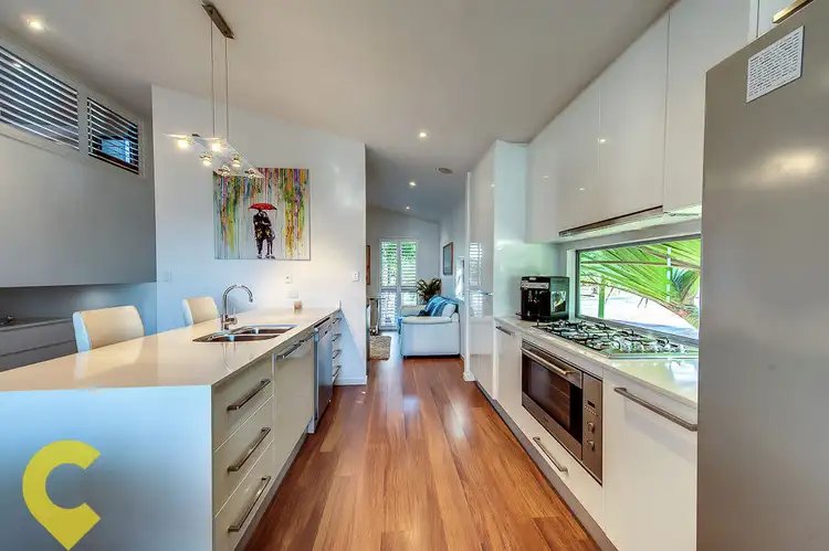 8 Waratah Crescent, Springfield Lakes QLD 4300