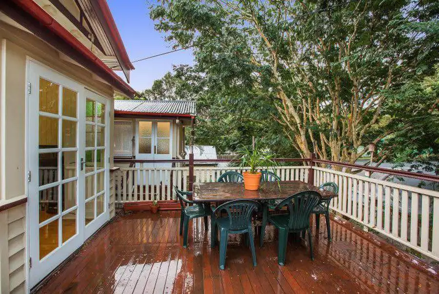 Main view of Homely townhouse listing, 11/11 cottenham st, Fairfield QLD 4103