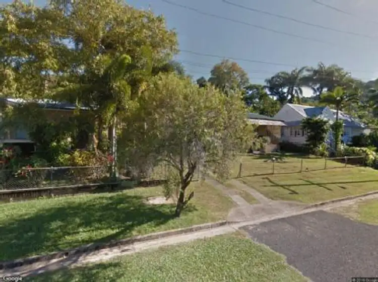 3 Bradford Street, Whitfield QLD 4870