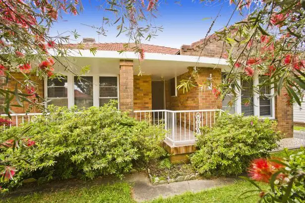 8 Wyong Road, Lambton NSW 2299