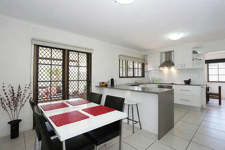 Third view of Homely house listing, 2 Kirstin Street, Eight Mile Plains QLD 4113