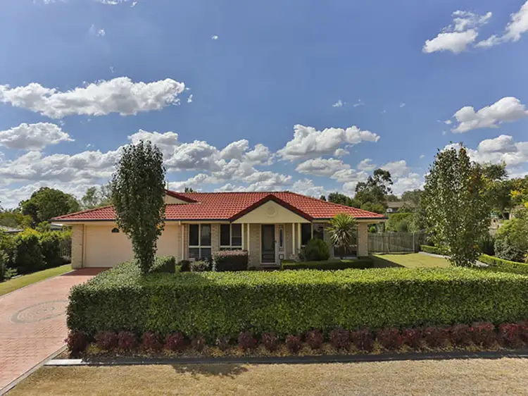 11 Westfield Drive, Westbrook QLD 4350