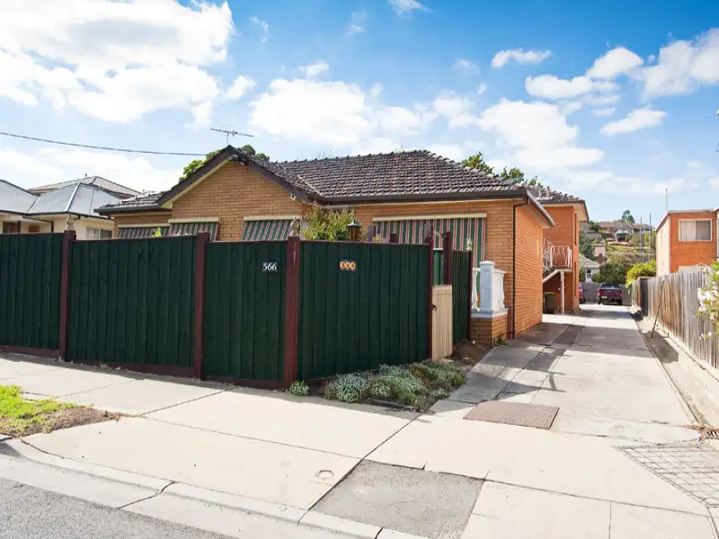 Main view of Homely unit listing, 1/566 Pascoe Vale rd, Pascoe Vale VIC 3044