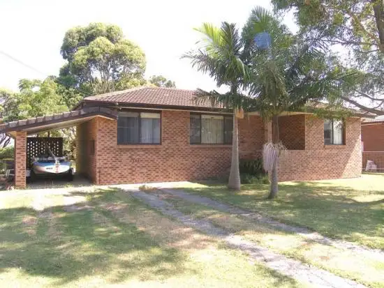 3 Bartlett Drive, Greenwell Point NSW 2540